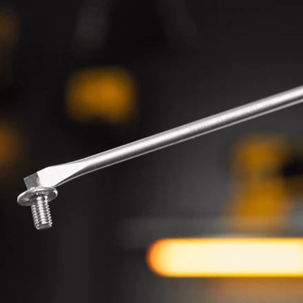 Отвертка, SL5x150 мм, S2, 3к рукоятка Denzel 121977 купить в Магнитогорске