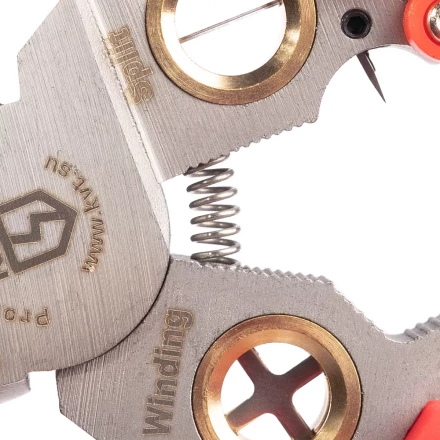 Мультитул-длинногубцы КВТ MT-03 (6 в 1) с функцией снятия изоляции и резки (102401) купить в Магнитогорске