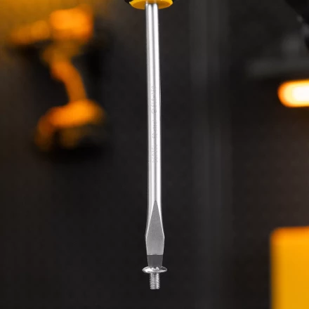 Отвертка Denzel, SL8x150 мм, S2, 3к рукоятка, 122007 купить в Магнитогорске