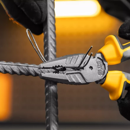 Плоскогубцы комбинированные 180 мм Denzel 17081, трехкомпонентные рукоятки купить в Магнитогорске