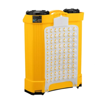 Опрыскиватель ранцевый аккумуляторный Denzel D-16LA, 16 л, 12 В, 8 Ач 64789 купить в Магнитогорске