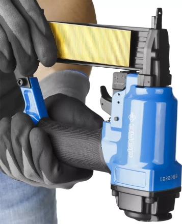 Степлер (гвозде/скобозабиватель) пневматический для скоб тип 55 (16-30 мм) и тип 300 (10-35 мм) 3192 серия ПРОФЕССИОНАЛ купить в Магнитогорске