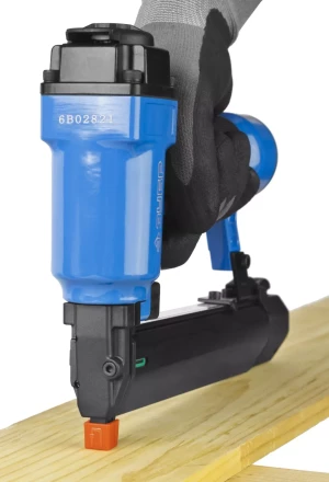 Степлер (гвозде/скобозабиватель) пневматический для скоб тип 55 (16-30 мм) и тип 300 (10-35 мм) 3192 серия ПРОФЕССИОНАЛ купить в Магнитогорске