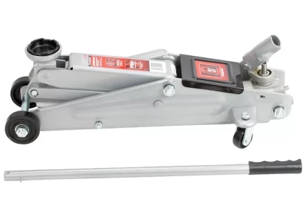 Домкрат гидравлический подкатной 3 тоны h подъема 130–410 мм поворотная ручка MATRIX 510345 купить в Магнитогорске