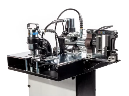 Стол КВТ СШО-150 NEO с комплектом шинообрабатывающего оборудования для шин до 150 мм (85683) купить в Магнитогорске