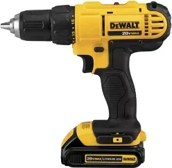 Дрель-шуруповерт аккумуляторный DeWalt DCD 771 S2 купить в Магнитогорске
