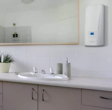 Проточный водонагреватель ELECTROLUX SP 18-27 MULTYTRONIC купить в Магнитогорске