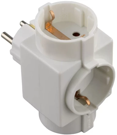 Тройник СВЕТОЗАР электрический с заземлением и защитной шторкой, 3 гнезда SV-55095 купить в Магнитогорске