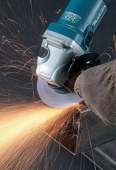 Шлифмашина Makita УШМ GA6040С купить в Магнитогорске
