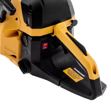 Пила цепная бензиновая Denzel DS-4516, шина 40 см, 45 см3, 2,5 л.с, шаг 0,325, паз 1,5 мм, 64 звена 95236 купить в Магнитогорске