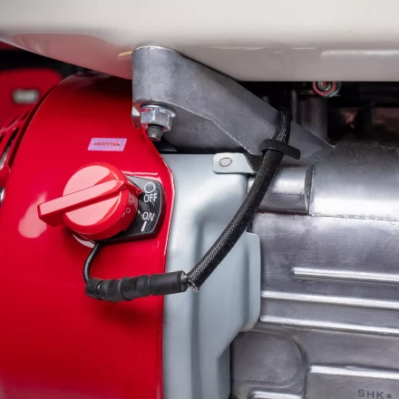 Лебедка тяговая автономная КВТ ЛТА-3 с бензиновым приводом, 3 т (88396) купить в Магнитогорске