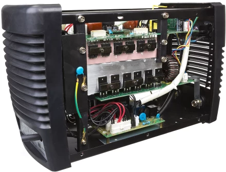 Инвертор ЗУБР сварочный, электр. 1,6-3,2 мм, А20-140, 1*220В ЗАС-140 купить в Магнитогорске