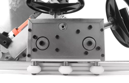 Электрический резчик MESSER BL600 с бесщеточным двигателем (с направляющей шиной) купить в Магнитогорске