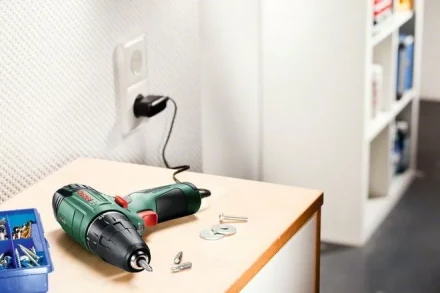 Аккумуляторная дрель BOSCH PSR 1080 LI 1 аккумулятор (0.603.9A2.020) купить в Магнитогорске