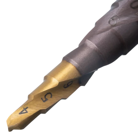 Сверло ступенчатое Denzel 723612,  4-5-6-7-8-9-10-11-12 мм, Р6М5К5, 6-гр. хвостовик купить в Магнитогорске