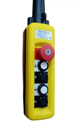 Пульт управления XAC-A4913Y для тали (4 кнопки, 2 скорости, ключ-марка, стоп, IP65, 380В) 1044631 купить в Магнитогорске