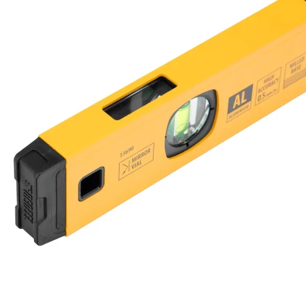 Уровень алюминиевый Denzel 33690, магнит., фрезерованный, 3 глазка (1 зеркал.), 0,5 мм/м, 400 мм купить в Магнитогорске