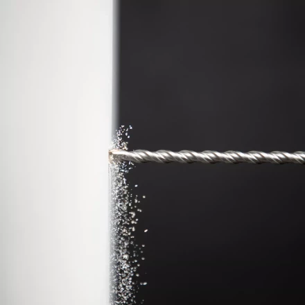 Бур по бетону Denzel, 6 x 210 мм, двойная спираль, три пылеотводящие кромки, 705007 купить в Магнитогорске