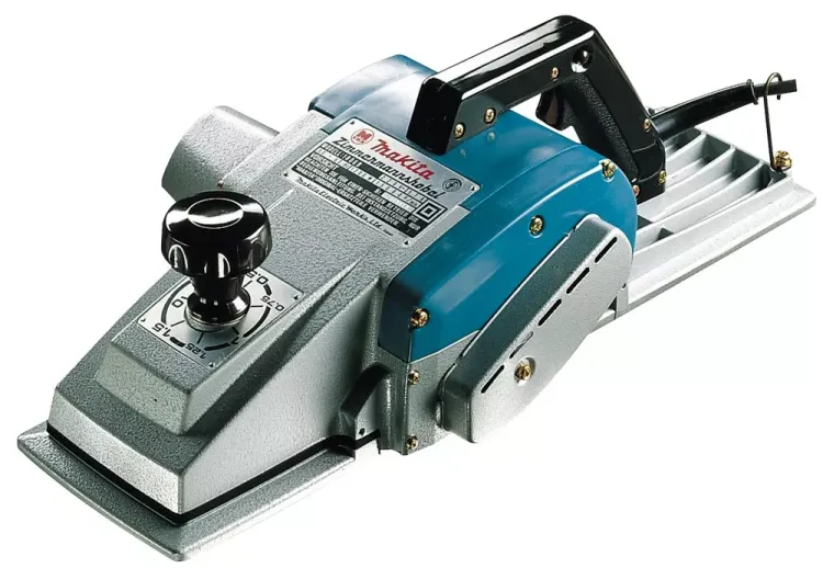 Электрорубанок Makita 1806B купить в Магнитогорске