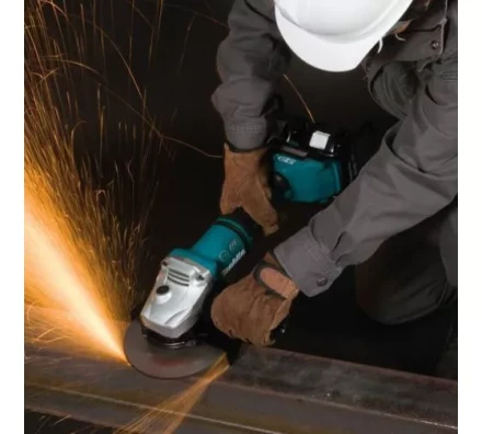 Аккумуляторная углошлифовальная машина Makita DGA700Z (без АКБ и ЗУ) купить в Магнитогорске