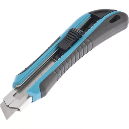 Нож 170 мм обрезин. ABS - корпус выдв.сегм.лезвие 18 мм SK-5 метал. напр-щая + 5 лезвий GROSS 78893 купить в Магнитогорске