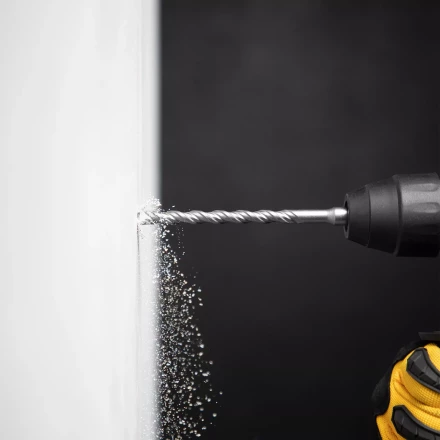 Бур по бетону Denzel, 8 x 160 мм, двойная спираль, три пылеотводящие кромки, 705012 купить в Магнитогорске