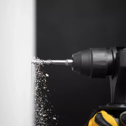 Бур по бетону Denzel, 8 x 110 мм, двойная спираль, три пылеотводящие кромки, 705010 купить в Магнитогорске