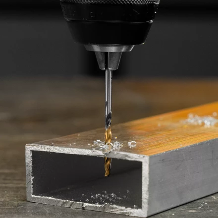 Сверло спиральное по металлу 3,2 x 65мм, Р6М5, Golden Tip, многогранная заточка, 2шт. Denzel 718269 купить в Магнитогорске