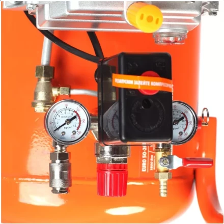 Компрессор масляный поршневой прямой привод PATRIOT EURO 50-260K набор KIT 5B купить в Магнитогорске