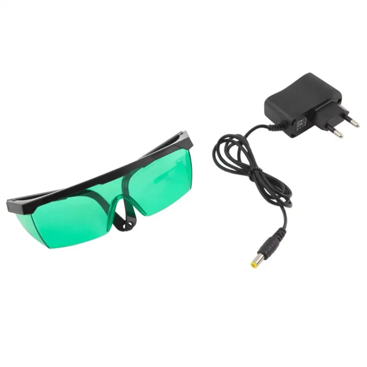 Лазерный уровень ML 06 Green, 30 м, 520 нм, аккумулятор Li 2800 мАч, резьба 5/8" Matrix 35067 купить в Магнитогорске