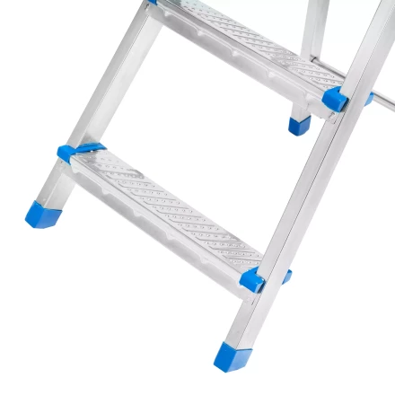 Стремянка, 3 ступени, стальная, оцинкованная Сибртех 97835 купить в Магнитогорске