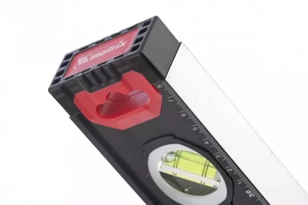 Уровень алюминиевый усиленный 1000 мм MATRIX 2 компонентные рукоятки артикул 34363 купить в Магнитогорске