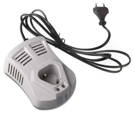 Зарядное устройство ЗУБР 12V 2A V000-006-063 купить в Магнитогорске