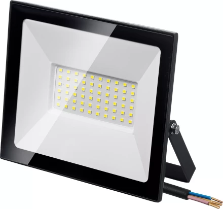 ЗУБР ПСК-50, 50 Вт, 6500 К, IP 65, светодиодный прожектор, Профессионал (57141-50) купить в Магнитогорске