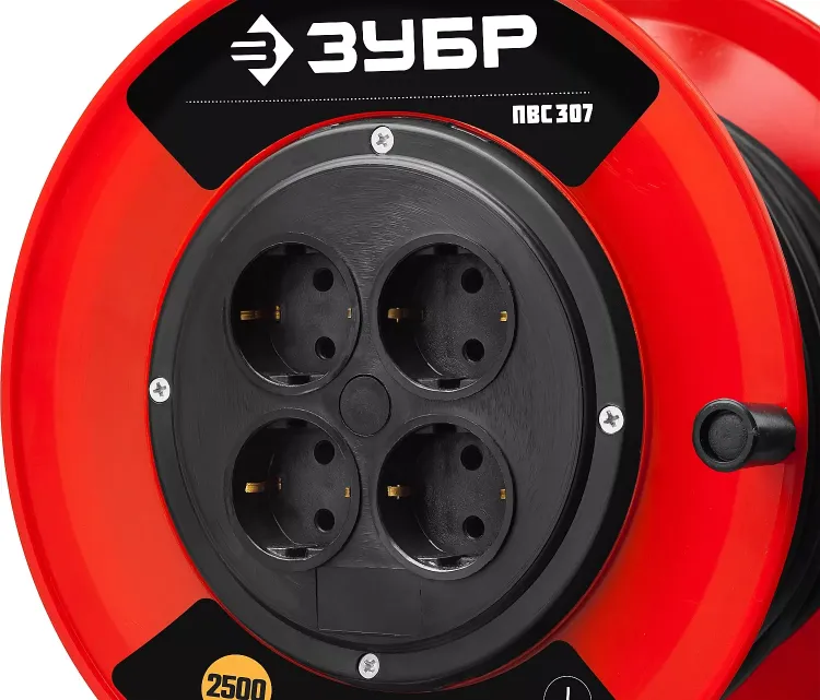 Удлинитель на катушке "ПВС 307", 50 м, 2500 Вт, 4 гнезда, ПВС 3х0,75 кв мм, ЗУБР 55083-50 купить в Магнитогорске